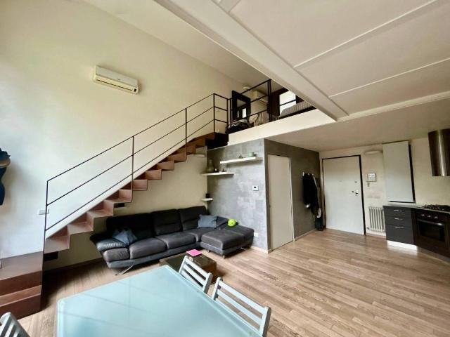 Appartamento in vendita a Milano MI