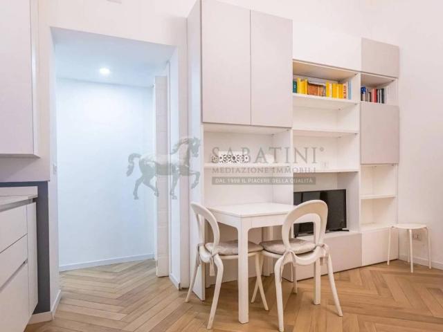 Appartamento in vendita a Milano MI