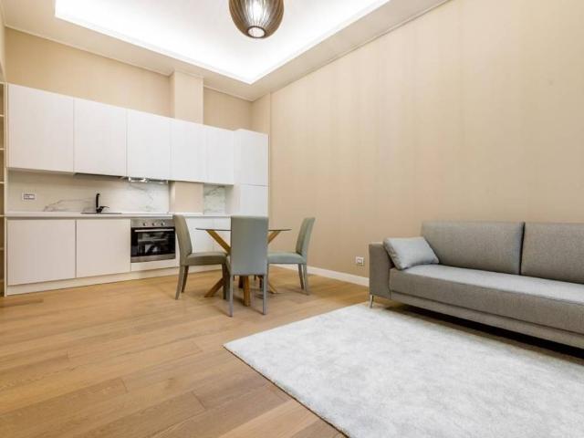 Appartamento in vendita a Milano MI