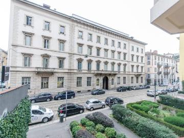 Appartamento in vendita a Milano MI