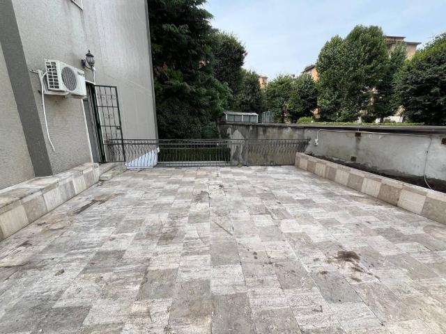 Appartamento in vendita a Milano MI