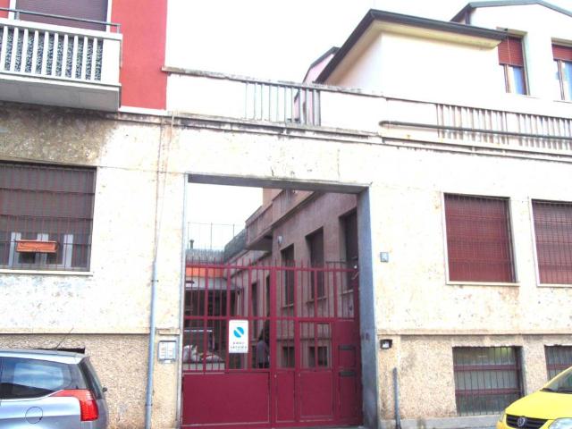 Appartamento in vendita a Milano MI