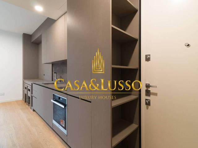Appartamento in vendita a Milano MI