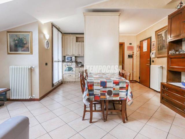 Appartamento in vendita a Milano MI