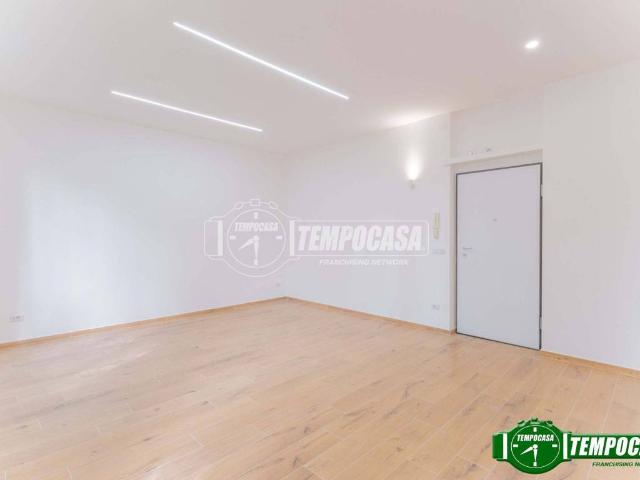Appartamento in vendita a Milano MI