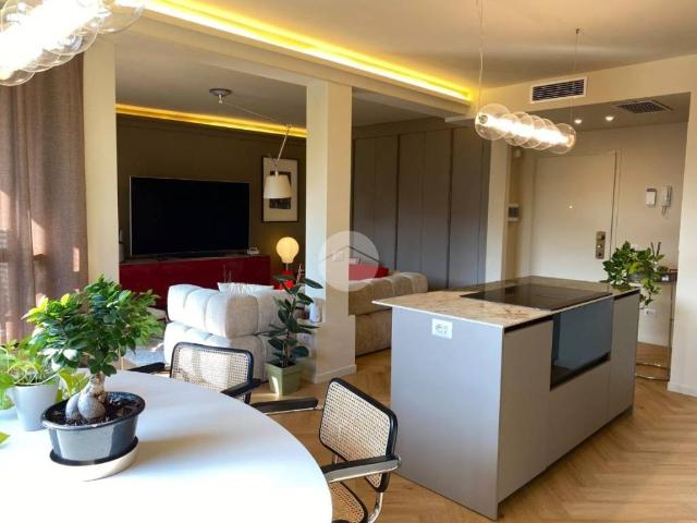 Appartamento in vendita a Milano MI