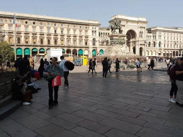 Appartamento in vendita a Milano MI