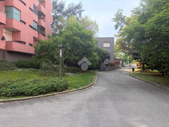 Appartamento in vendita a Milano MI