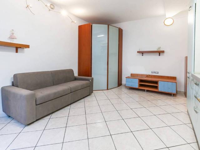 Appartamento in vendita a Milano MI