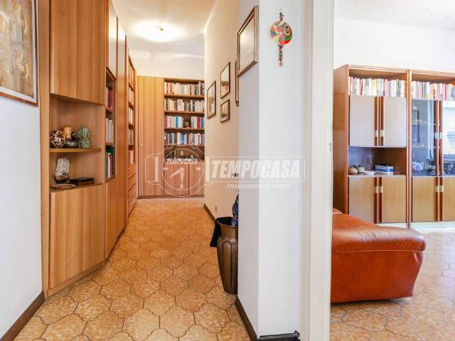 Appartamento in vendita a Milano MI