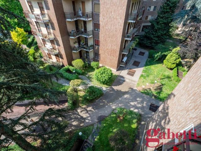 Appartamento in vendita a Milano MI