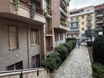 Appartamento in vendita a Milano MI