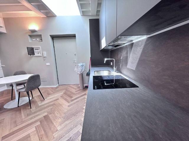 Appartamento in vendita a Milano MI