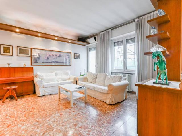 Appartamento in vendita a Milano MI