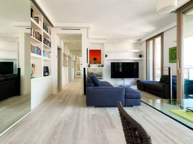 Appartamento in vendita a Milano MI