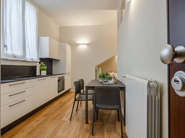 Appartamento in vendita a Milano MI