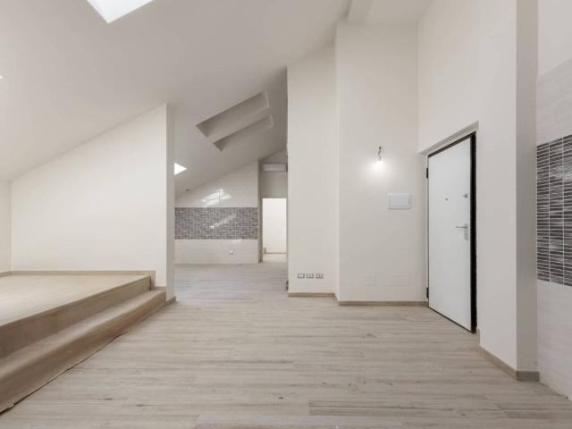 Appartamento in vendita a Milano MI