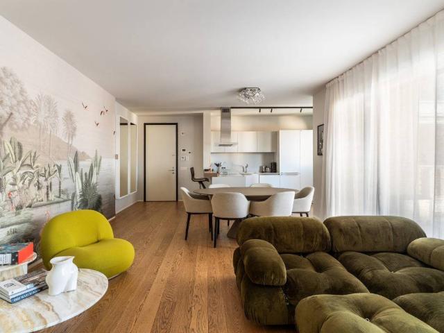 Appartamento in vendita a Milano MI