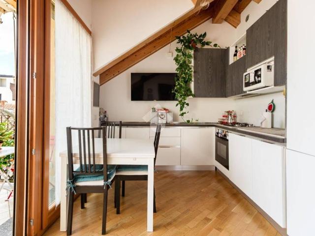 Appartamento in vendita a Milano MI