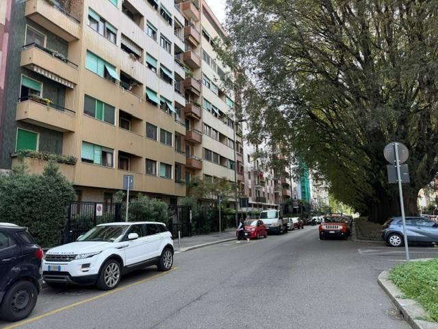 Appartamento in vendita a Milano MI