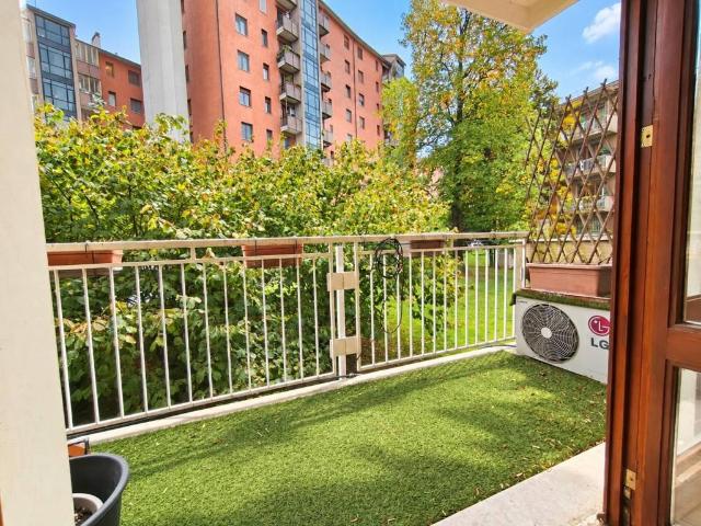 Appartamento in vendita a Milano MI