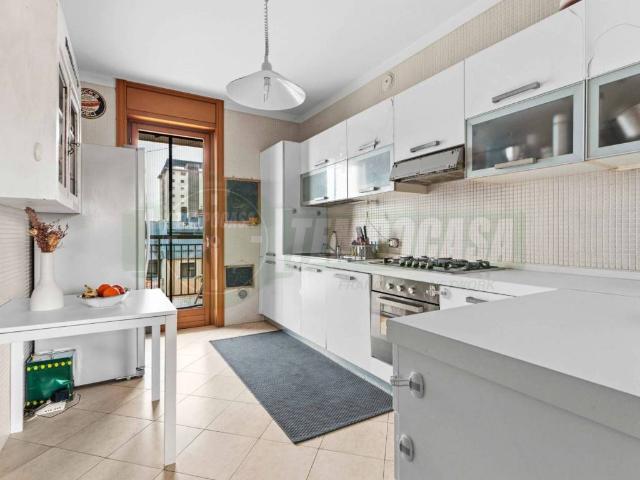 Appartamento in vendita a Milano MI