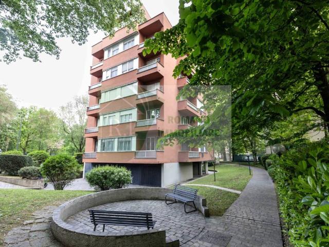 Appartamento in vendita a Milano MI