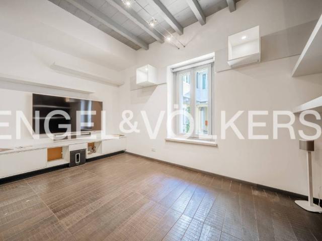 Appartamento in vendita a Milano MI