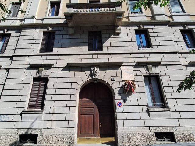 Appartamento in vendita a Milano MI