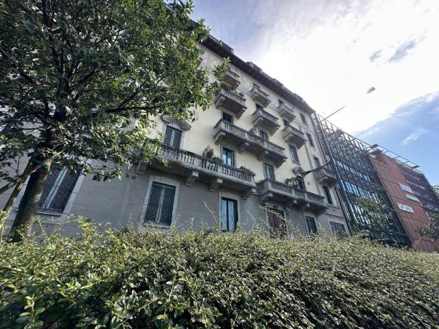 Appartamento in vendita a Milano MI