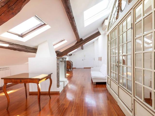 Appartamento in vendita a Milano MI