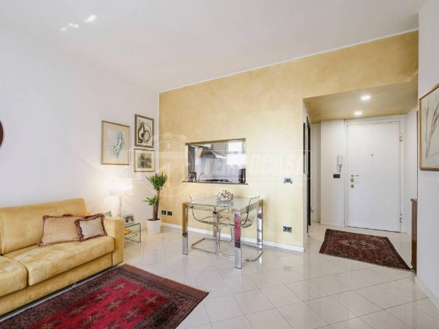 Appartamento in vendita a Milano MI
