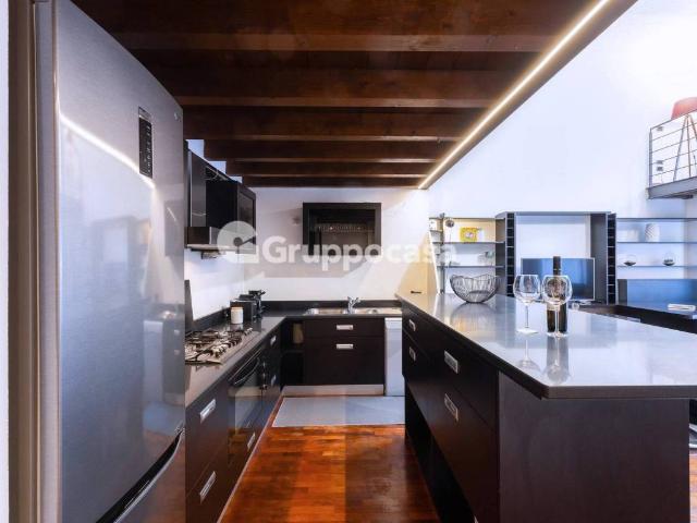 Appartamento in vendita a Milano MI