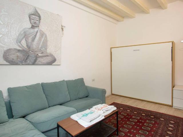 Appartamento in vendita a Milano MI
