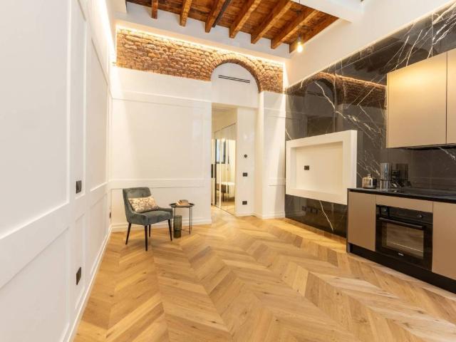 Appartamento in vendita a Milano MI