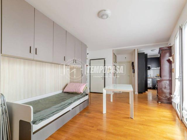 Appartamento in vendita a Milano MI