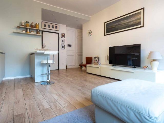 Appartamento in vendita a Milano MI