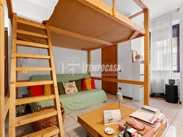 Appartamento in vendita a Milano MI