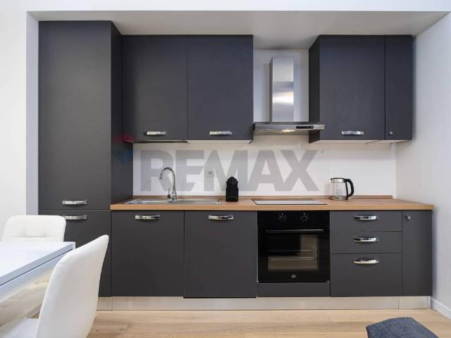 Appartamento in vendita a Milano MI
