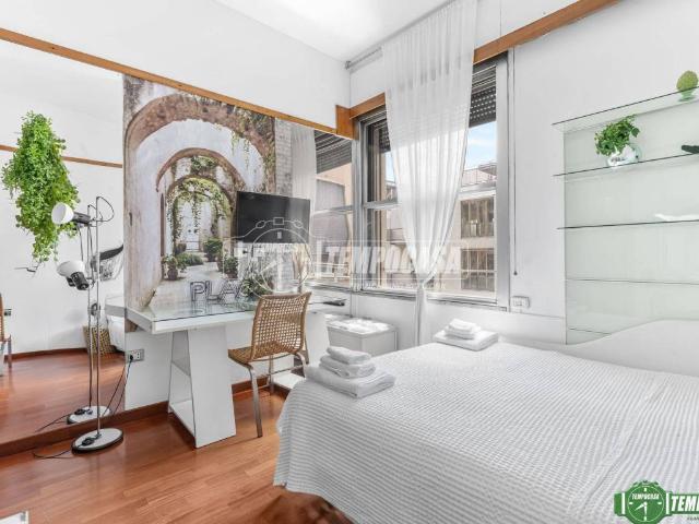Appartamento in vendita a Milano MI