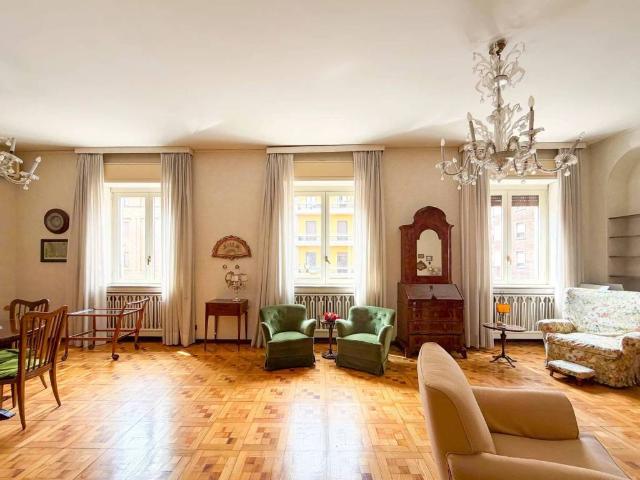 Appartamento in vendita a Milano MI