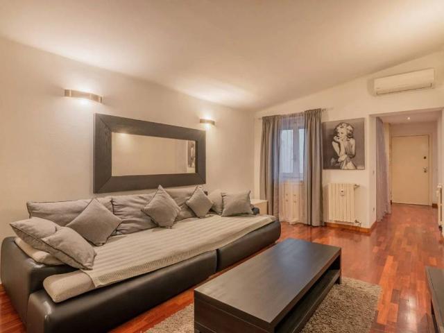 Appartamento in vendita a Milano MI