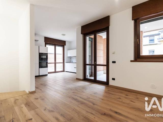 Appartamento in vendita a Milano MI