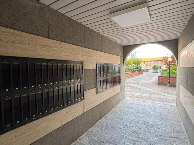 Appartamento in vendita a Milano MI