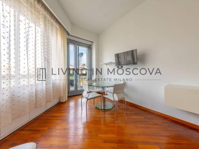 Appartamento in vendita a Milano MI
