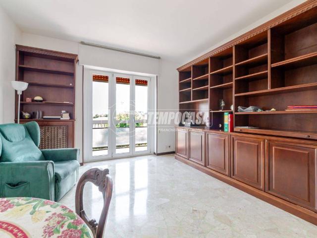 Appartamento in vendita a Milano MI