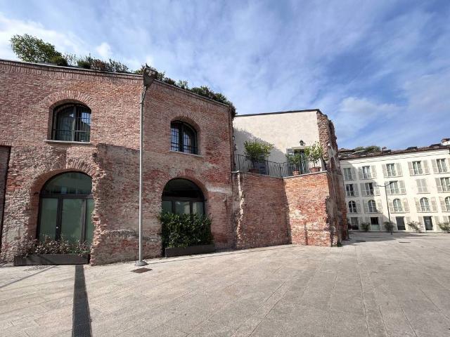 Appartamento in vendita a Milano MI