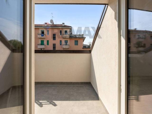 Appartamento in vendita a Milano MI
