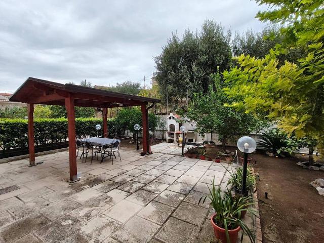 Appartamento in vendita a Minturno LT