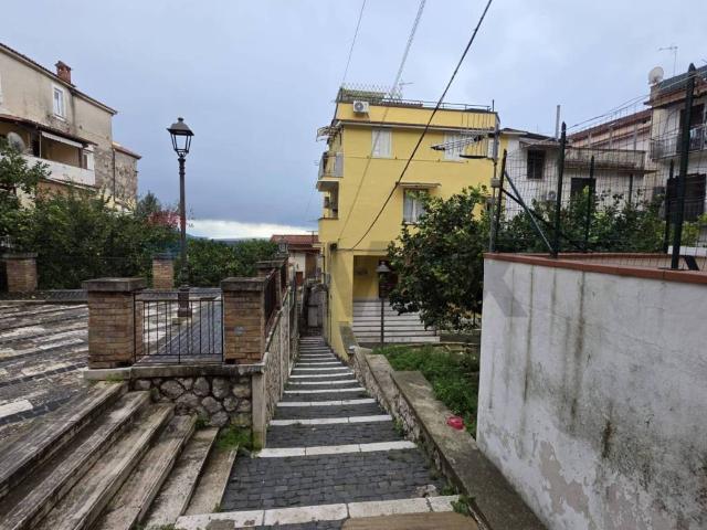 Appartamento in vendita a Minturno LT